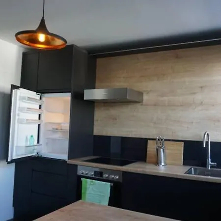 Apartments- Stilvolles 95 Qm Mit Balkon Und Parkplatz * Augsburg