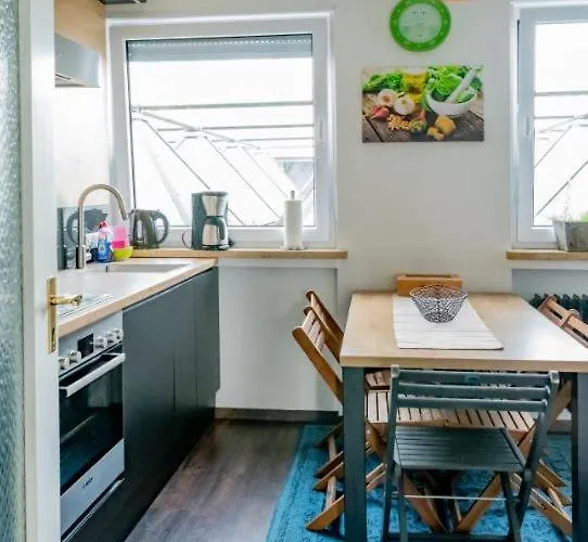 Appartamento Apartments- Stilvolles 95 Qm Mit Balkon Und Parkplatz *