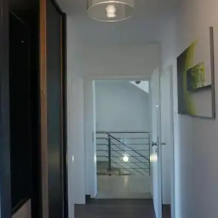 Apartments- Stilvolles 95 Qm Mit Balkon Und Parkplatz Appartement Augsburg