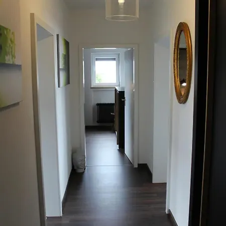 Apartments- Stilvolles 95 Qm Mit Balkon Und Parkplatz