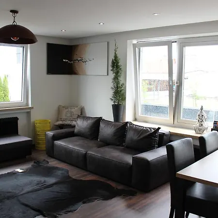 Appartement Apartments- Stilvolles 95 Qm Mit Balkon Und Parkplatz *