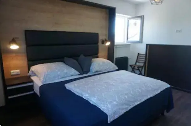 Appartement Apartments- Stilvolles 95 Qm Mit Balkon Und Parkplatz